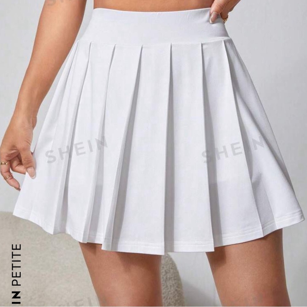 White pleated shein mini skirt.